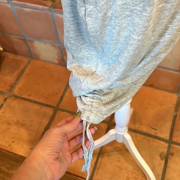 By Egreis Heathered Gray Sleeveless Side Scrunch Mini Dress, M! - Picture 4 of 9